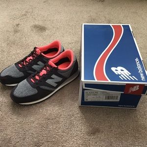 NIB-New Balance Classics WL420 Womens Purple Leather Lace Up Sneakers Size7